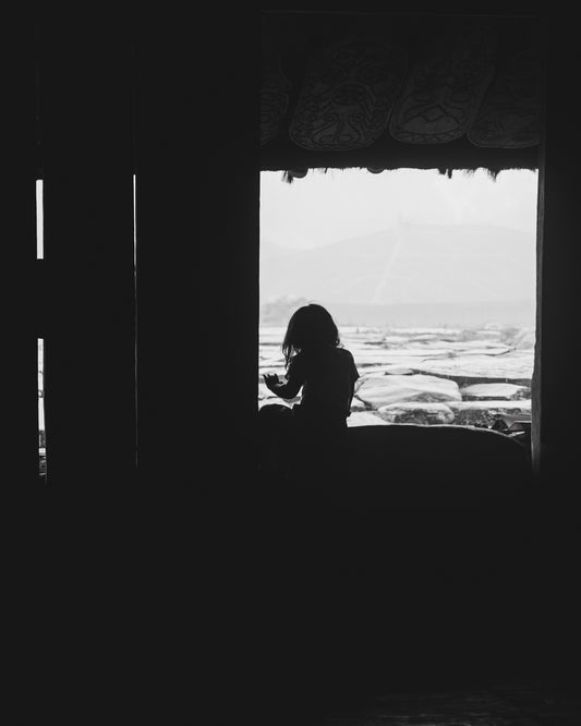 La petite fille en contre jour